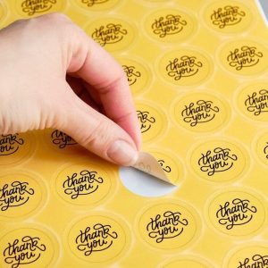 hasil cetak stiker label produk